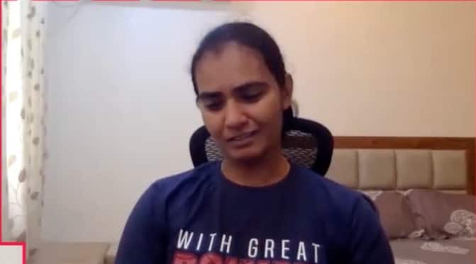 [WATCH] Shikha Pandey Breaks Down On Camera After Being Left out of T20I Squad
